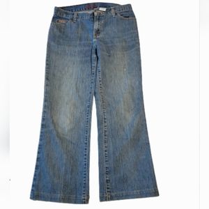 Eddie Bauer women's zip-up size 6 short stretch boot cut pre-washed blue jeans